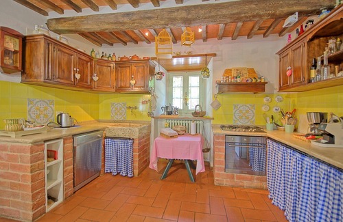 San Pietro a Cegliolo Villa | Private Villa with Pool, WIFI & Breathtaking Views near Cortona