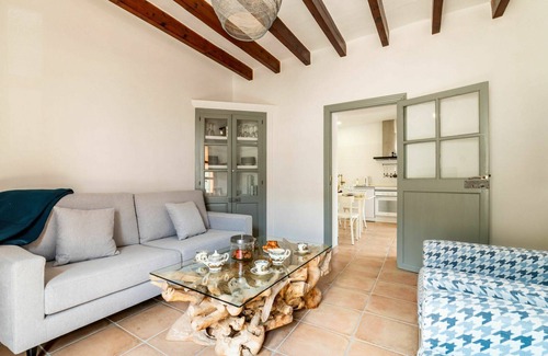 S'Arraco House | Elegant Private Villa with Ocean View and Modern Amenities
