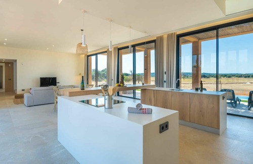 Sencelles Villa | Private Villa with Pool & Panoramic Views - Book Your Stay!