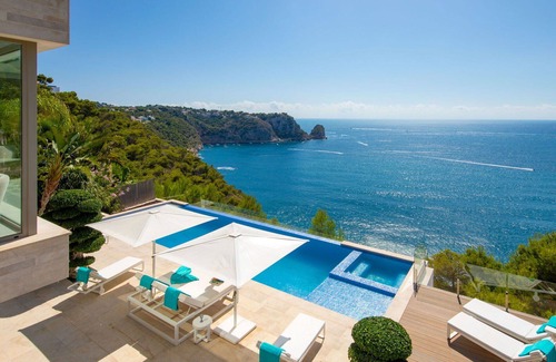Cap de la Nau Villa | Elegant Villa with Private Pool & Ocean Views - Rated 10/10