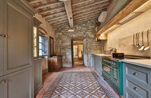 Sambuca Villa | Private Villa near Greve In Chianti with Pool & A/C