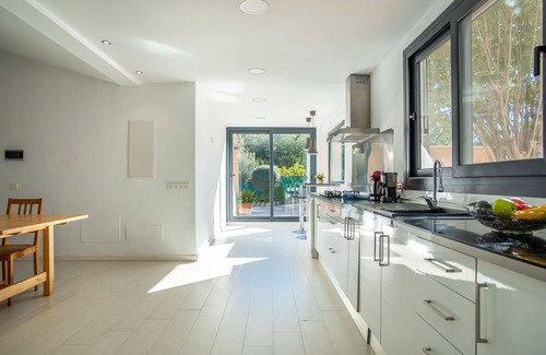 Lloseta House | Elegant Private Villa with Pool, WIFI & Panoramic Views