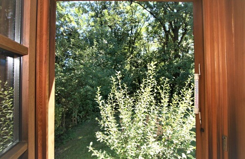 Voels House | Inviting Private Villa: Ideal for 5 with Panoramic Views