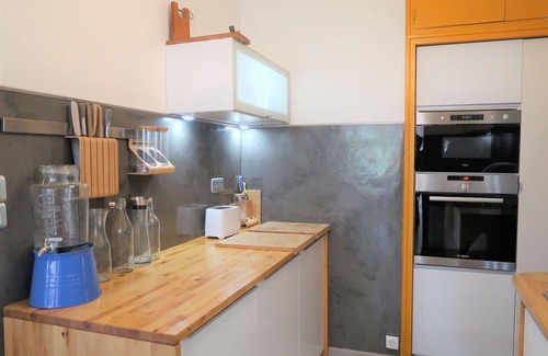 Cruis House | Idyllic Villa for 6 with Private Pool and Modern Amenities