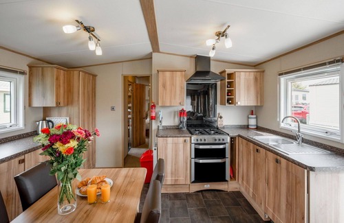 Nairn House | Private Villa with Pool, WIFI, and Oceanfront Terrace