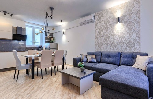 Buzet House | Beautiful private villa with WIFI, private pool, A/C, TV, terrace, pets allowed and panoramic view