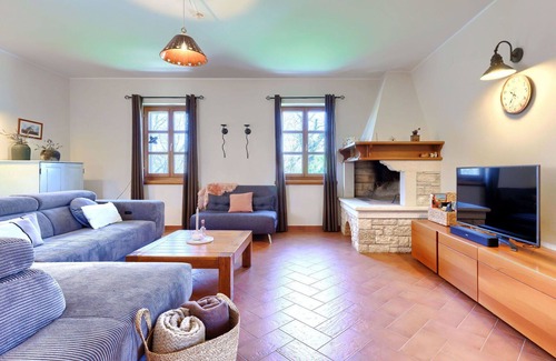 Rezanci Villa | Private Villa for 8 with Pool, Ocean View & Family Amenities