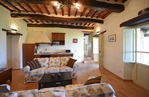 Arezzo Villa | Private Villa with Pool & Panoramic Views – Guest Rated 10/10