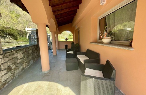 Prati Meriggi Villa | Private Villa for 7 with A/C, Lake View, and Spa Access