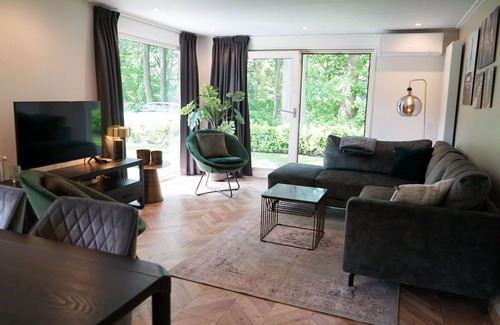 Susteren House | Private Villa for 6 with Pool, WiFi and Family Amenities