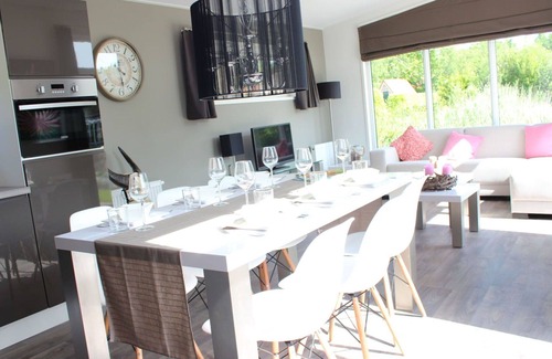 Susteren House | Beautiful private villa for 6 guests with WIFI, pool, TV and terrace