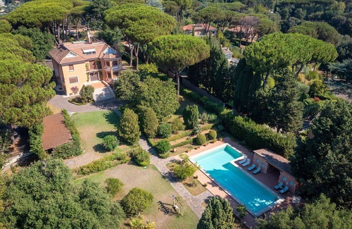 Quartiere XV Della Vittoria Villa | Beautiful private villa with hot tub, A/C, WIFI, private pool, TV, panoramic view and parking