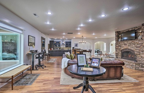 Powell Butte House | Idyllic Ranch Home with Cascade Mountain Views & Spa