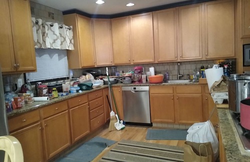 Toms River House | Pet-Friendly Ranch with Ocean View & Spacious Backyard