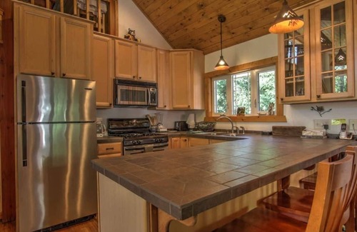 Red Lodge House | Idyllic Red Lodge Cabin on the River Near Town
