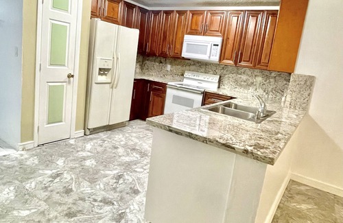 North Lauderdale House | Relaxing 3 Bedroom Home with Pet-Friendly Amenities