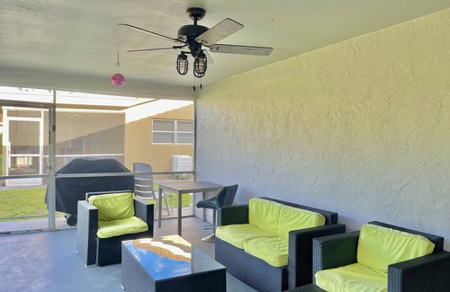 North Lauderdale House | Relaxing 3 Bedroom Home with Pet-Friendly Amenities