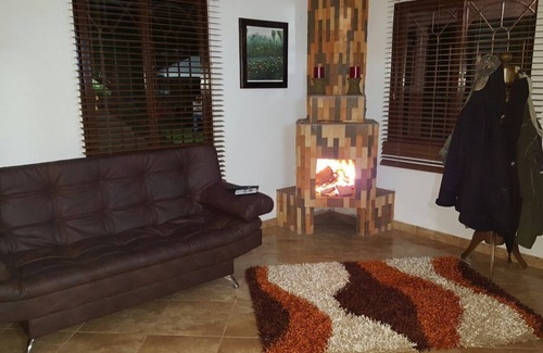 El Penol Other | Serene Lake House with Private Pool & Family-Friendly Vibes