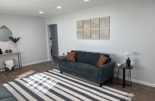 Southwyck House | Idyllic Retreat by Golf Course with Pet-Friendly Amenities