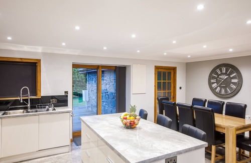 Auchterhouse House | Relaxing House with Hot Tub in Peaceful Dundee Location