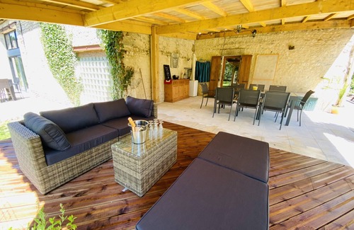 Juignac House | Serene Retreat with Private Pool and Family-Friendly Amenities
