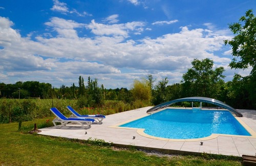Juignac House | Serene Retreat with Private Pool and Family-Friendly Amenities