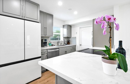 Deerfield Beach House | Renovated Coastal Retreat with Ocean Views & Private Pool