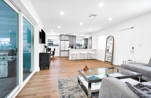 Deerfield Beach House | Renovated Coastal Retreat with Ocean Views & Private Pool
