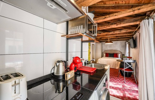 Malasana Apartment | Stylish Renovated Loft in the Heart of the City