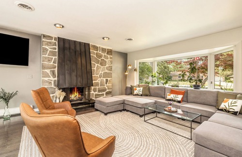 Glendale House | Riverside Retreat with Hot Tub, Game Room & Dining Space