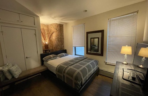 Hamilton Heights House | Cozy Room in Newly Renovated Apartment with Breakfast