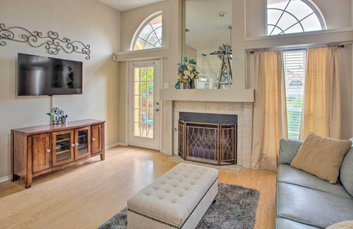 Rowlett House | Beautiful Rowlett Getaway ~ 20 Mi to Dallas!