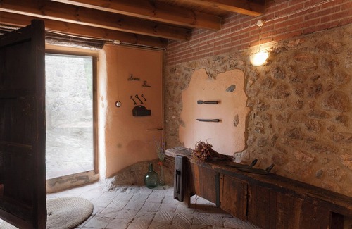 Farena Cottage | Charming Rural Retreat in Montañas de Prades with Spa