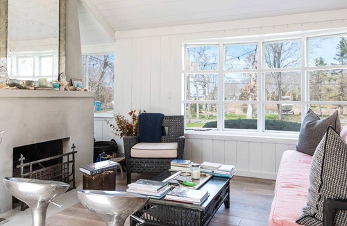 Noyack Cottage | Idyllic Sag Harbor Retreat Steps From the Water