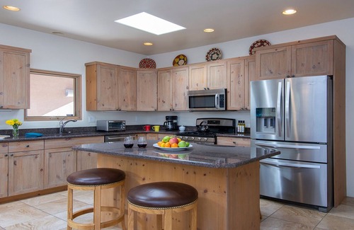 Santa Fe House | Stunning Santa Fe Home with Breathtaking Views and Amenities
