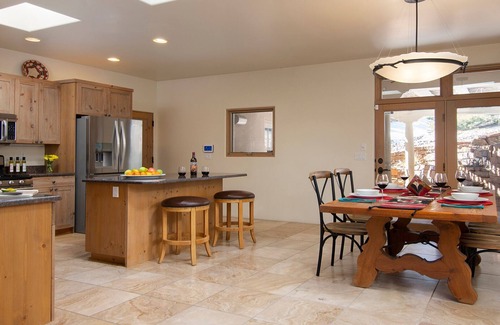 Santa Fe House | Stunning Santa Fe Home with Breathtaking Views and Amenities