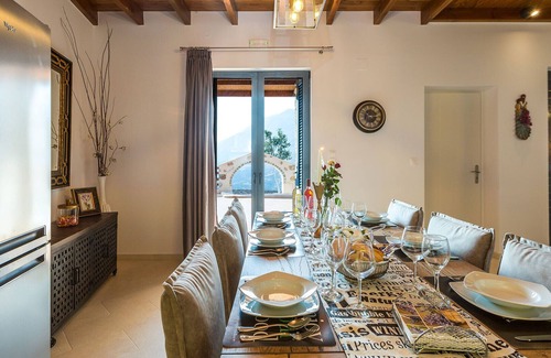 Saktouria Villa | Serene Oceanfront Retreat Near South Crete's Beautiful Beaches