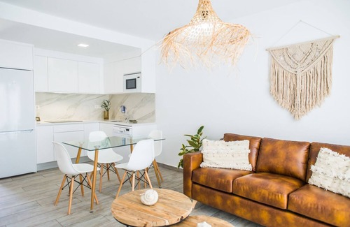 Parque Holandes Apartment | Idyllic Oceanfront Apartment "Paraíso" with Pool & Spa