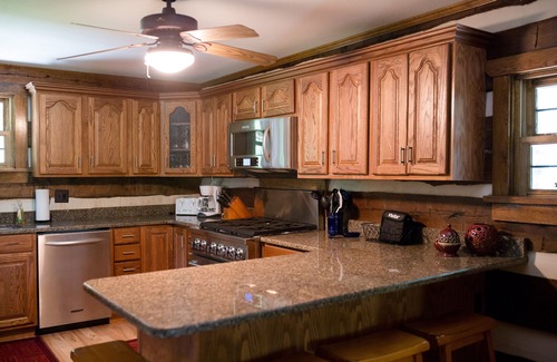 Wright City Cabin | Idyllic Log Home Retreat with Pool & Breakfast in Nature