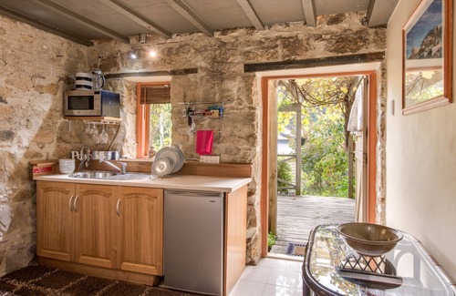 South Hobart Apartment | Historic Sandstone Stable with Self-Contained Studios