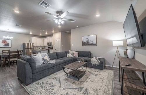 Shallowater House | Beautiful Shallowater B - 3BR/2BA - New House