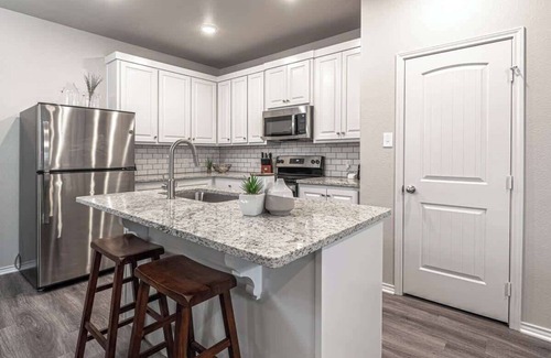 Shallowater House | Beautiful Shallowater B - 3BR/2BA - New House