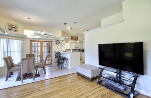 West Melbourne House | Lake View Retreat: 3 Bedrooms & Child-Friendly Amenities