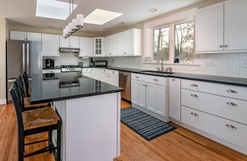 West Haven House | Beachfront Retreat with Pool & Ocean View - Guest Rated 10/10