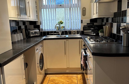 Menai Bridge House | Inviting Home with Scenic Views and Family-Friendly Amenities