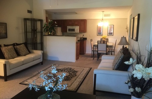 Villas Condo | Immaculate Lake View Condo with Pool & Spa - Rated 9.6