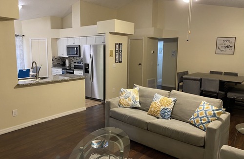 Fairvilla House | Prime Orlando Home with Spa & Hot Tub, Perfect for Families