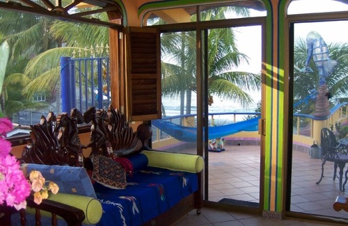 Los Ayala Villa | Delightful Suite with Terrace and Oceanview on Sandy Beach