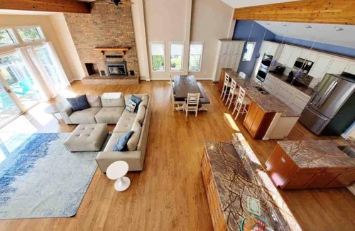 Lake of the Woods House | Lakefront Oasis with Hot Tub & Firepit - Rated 10/10!