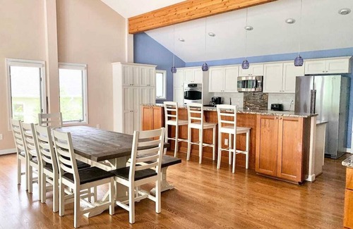 Lake of the Woods House | Lakefront Oasis with Hot Tub & Firepit - Rated 10/10!